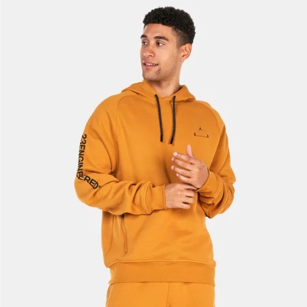 Air Jordan is 23 ENGINEERED Fleece Oversized Hoodie Size M NWOT
